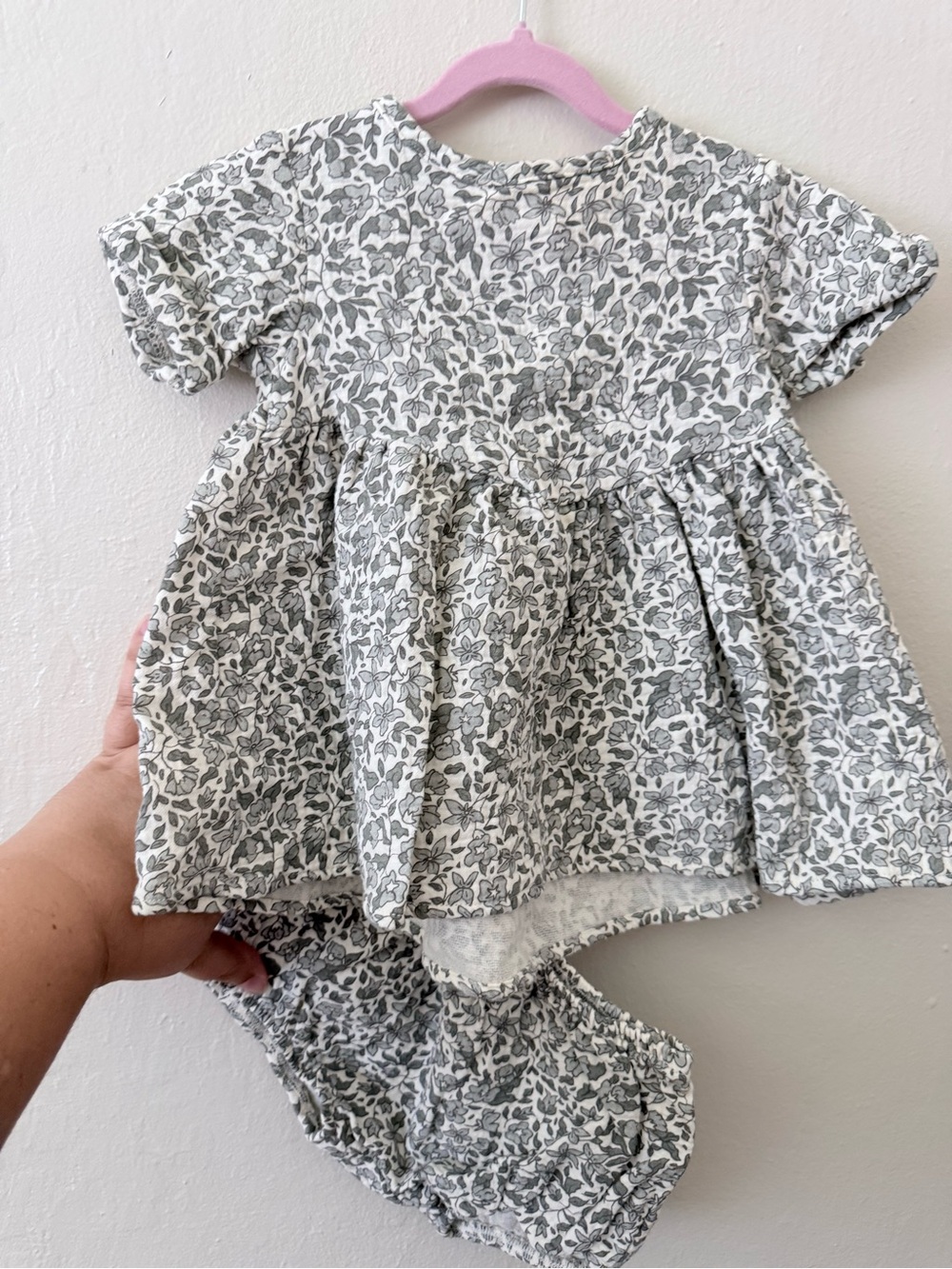 Quincy Mae Blue Gray Floral set with bloomers